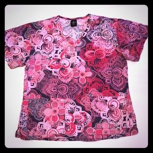 Med Couture scrub top size small